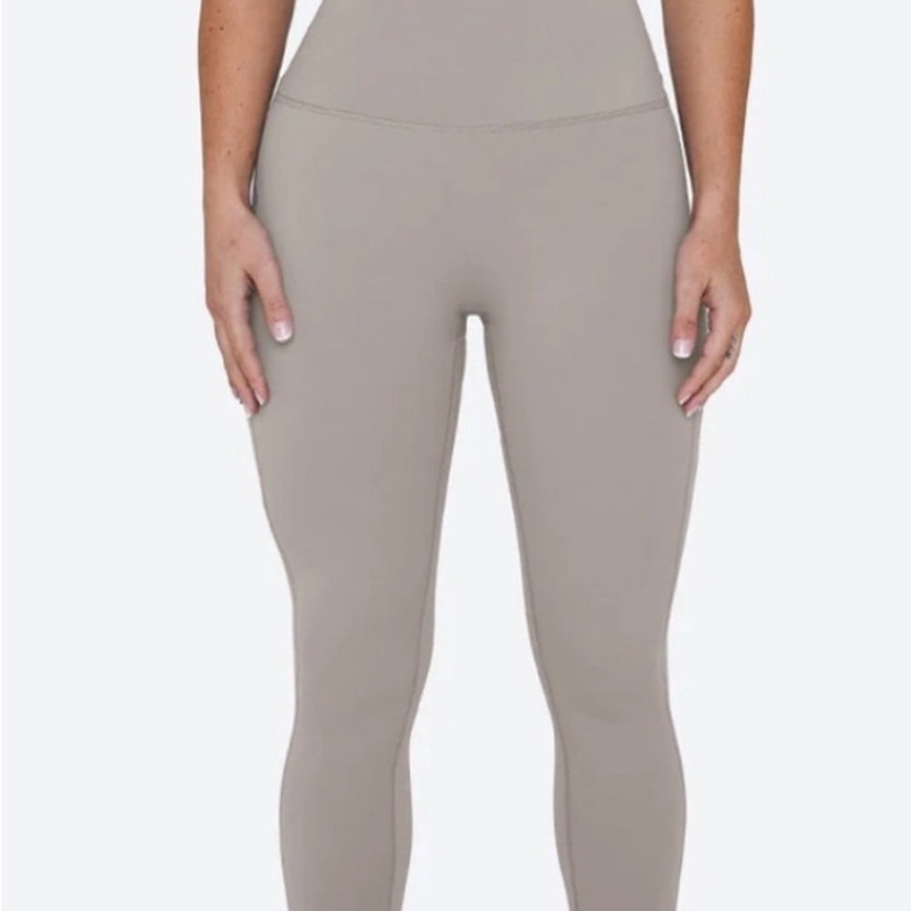 SET Active Leggings